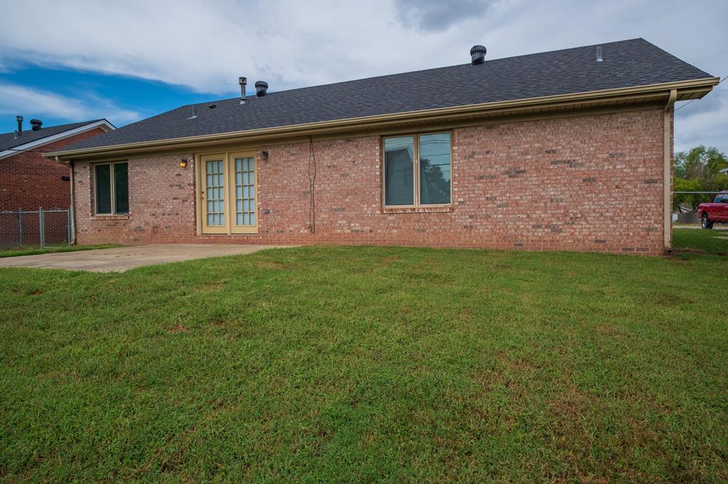 3500 Deer Trail, Owensboro, Kentucky 42301, 3 Bedrooms Bedrooms, ,2 BathroomsBathrooms,Single Family Residence,For Sale,Deer Trail,77583