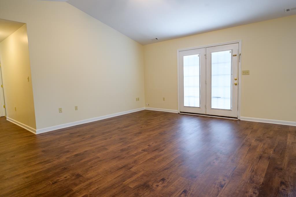 3500 Deer Trail, Owensboro, Kentucky 42301, 3 Bedrooms Bedrooms, ,2 BathroomsBathrooms,Single Family Residence,For Sale,Deer Trail,77583
