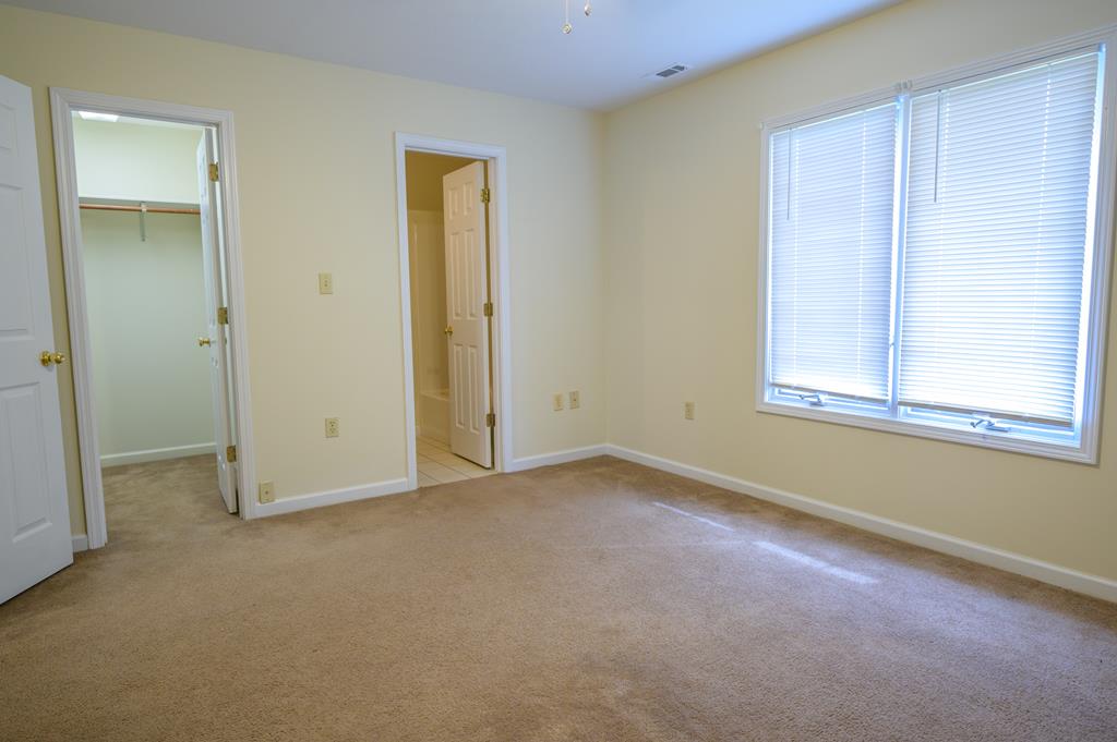 3500 Deer Trail, Owensboro, Kentucky 42301, 3 Bedrooms Bedrooms, ,2 BathroomsBathrooms,Single Family Residence,For Sale,Deer Trail,77583