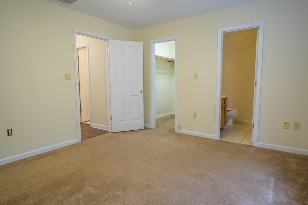 3500 Deer Trail, Owensboro, Kentucky 42301, 3 Bedrooms Bedrooms, ,2 BathroomsBathrooms,Single Family Residence,For Sale,Deer Trail,77583