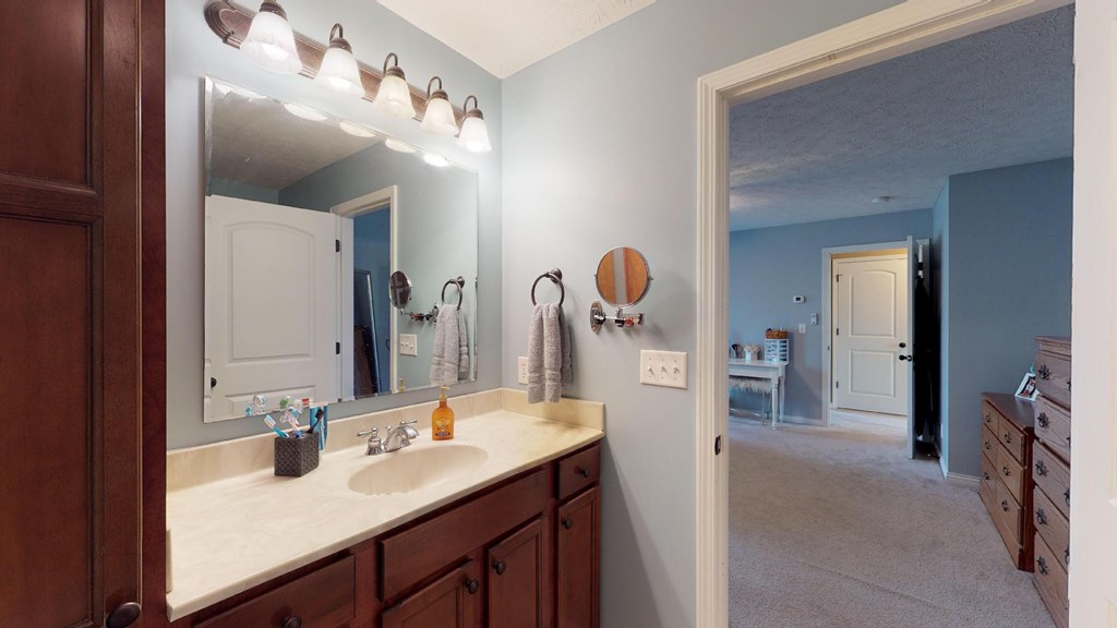 2166 Summer Walk, Owensboro, Kentucky 42303, 4 Bedrooms Bedrooms, ,2 BathroomsBathrooms,Single Family Residence,For Sale,Summer Walk,77653