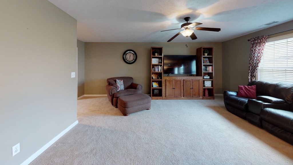 2166 Summer Walk, Owensboro, Kentucky 42303, 4 Bedrooms Bedrooms, ,2 BathroomsBathrooms,Single Family Residence,For Sale,Summer Walk,77653