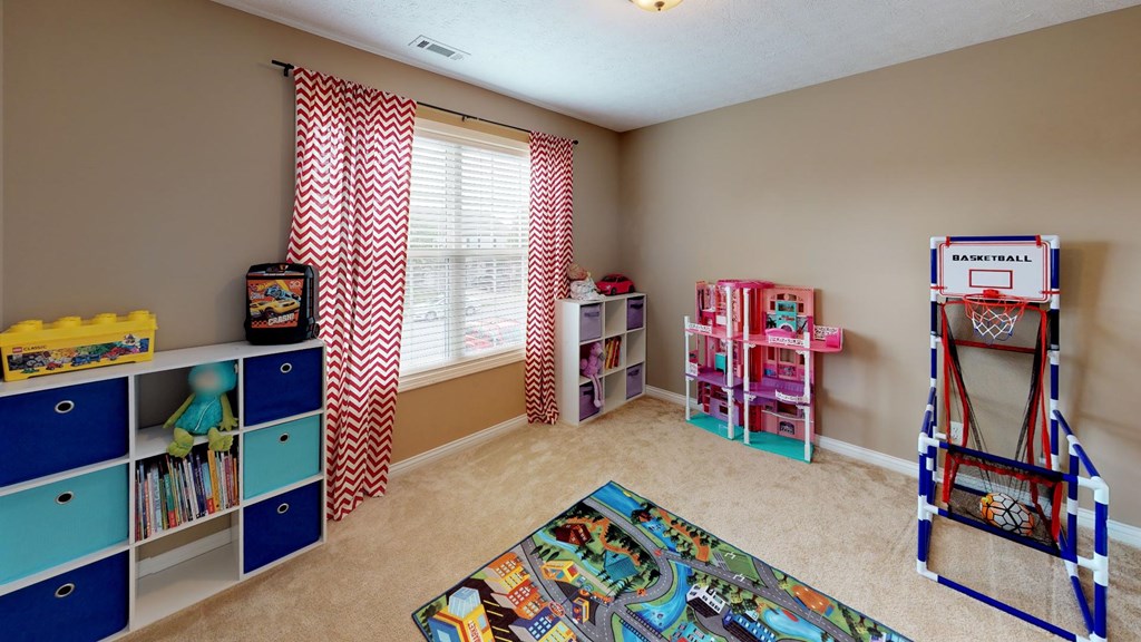 2166 Summer Walk, Owensboro, Kentucky 42303, 4 Bedrooms Bedrooms, ,2 BathroomsBathrooms,Single Family Residence,For Sale,Summer Walk,77653