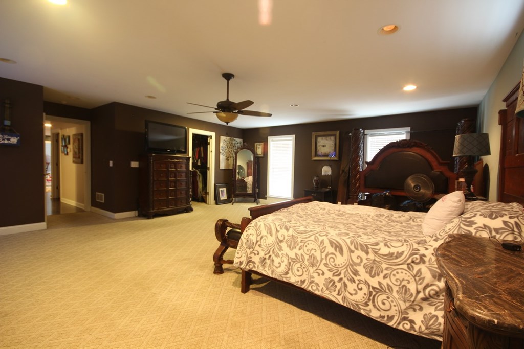 375 Terrebone Loop, Greenville, Kentucky 42345, 5 Bedrooms Bedrooms, ,4 BathroomsBathrooms,Single Family Residence,For Sale,Terrebone Loop,77869