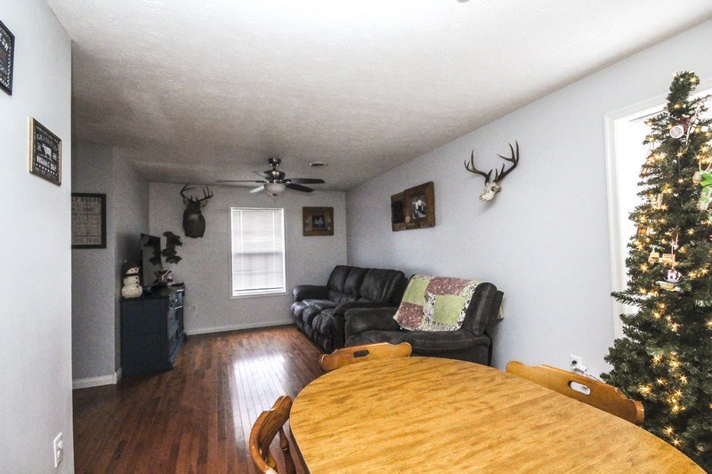 3743 Sunbeam Rd, Leitchfield, Kentucky 42754, 3 Bedrooms Bedrooms, ,2 BathroomsBathrooms,Single Family Residence,For Sale,Sunbeam Rd,77958