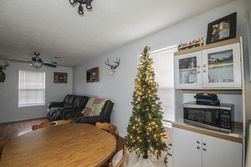 3743 Sunbeam Rd, Leitchfield, Kentucky 42754, 3 Bedrooms Bedrooms, ,2 BathroomsBathrooms,Single Family Residence,For Sale,Sunbeam Rd,77958