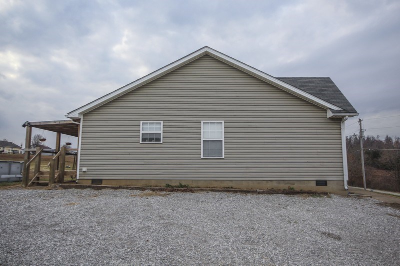 3743 Sunbeam Rd, Leitchfield, Kentucky 42754, 3 Bedrooms Bedrooms, ,2 BathroomsBathrooms,Single Family Residence,For Sale,Sunbeam Rd,77958