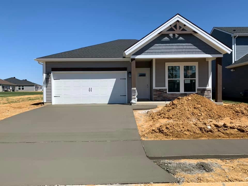 6490 Autumn Valley Trace, Utica, Kentucky 42376, 4 Bedrooms Bedrooms, ,2 BathroomsBathrooms,Single Family Residence,For Sale,Autumn Valley Trace,78869