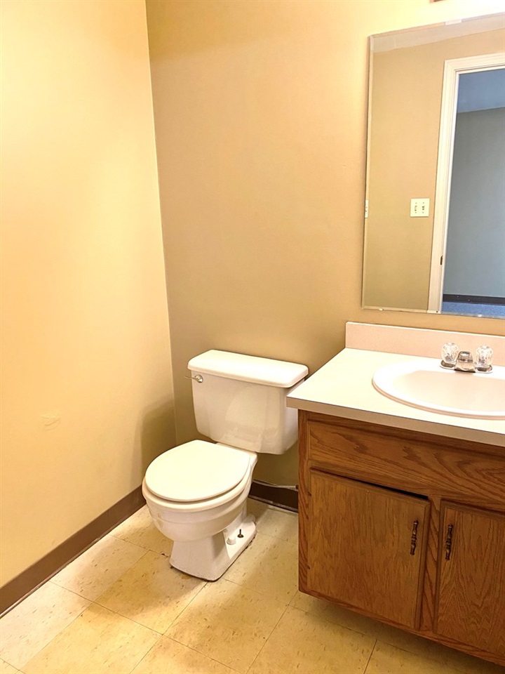 922 Triplett St #10, Owensboro, Kentucky 42303, ,Retail,For Sale,Triplett St #10,78998