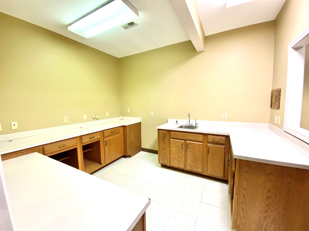 922 Triplett St #10, Owensboro, Kentucky 42303, ,Retail,For Sale,Triplett St #10,78998