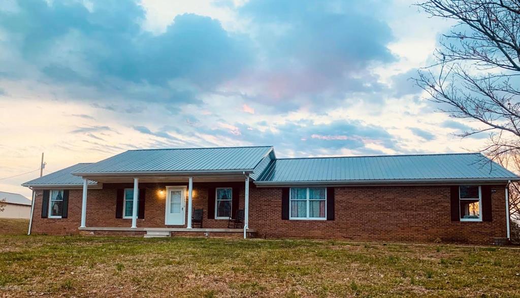 13519 Falls of Rough Road, Falls of Rough, Kentucky 40119, 3 Bedrooms Bedrooms, ,2 BathroomsBathrooms,Single Family Residence,For Sale,Falls of Rough Road,79270