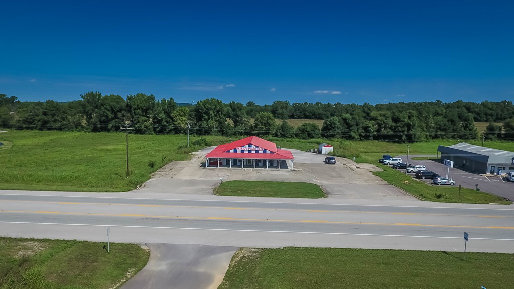 8210 HWY 60W, Lewisport, Kentucky 42351, ,Retail,For Sale,HWY 60W,79580