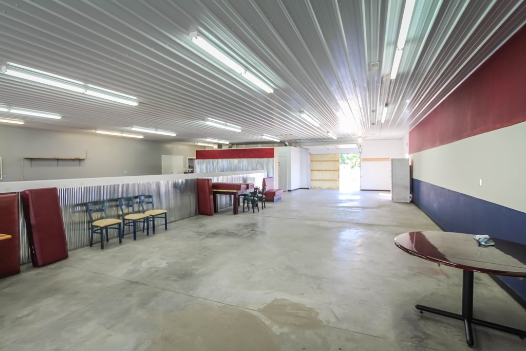 8210 HWY 60W, Lewisport, Kentucky 42351, ,Retail,For Sale,HWY 60W,79580
