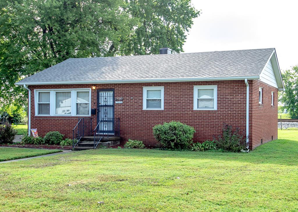 3410 E 10th Street, Owensboro, Kentucky 42303, 3 Bedrooms Bedrooms, ,1 BathroomBathrooms,Single Family Residence,For Sale,E 10th Street,79772