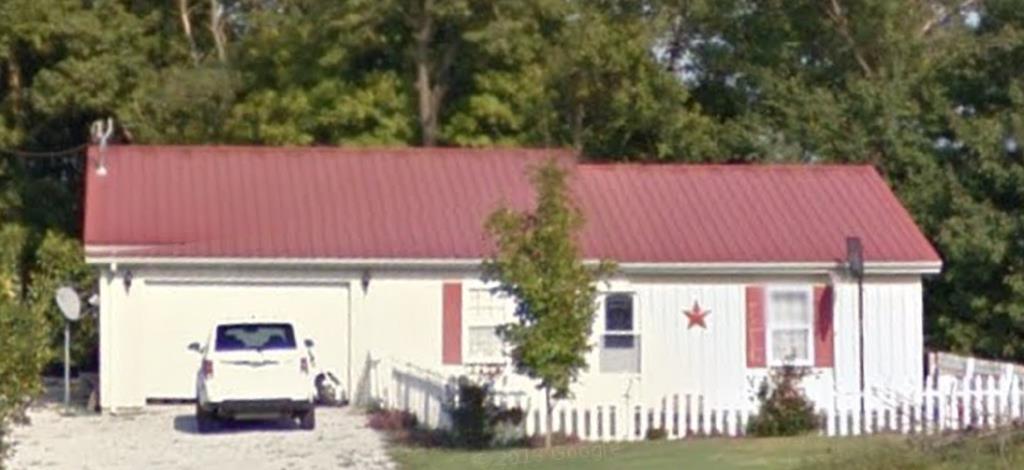 600 Creek St, Cloverport, Kentucky 40111, 3 Bedrooms Bedrooms, ,1 BathroomBathrooms,Single Family Residence,For Sale,Creek St,80051