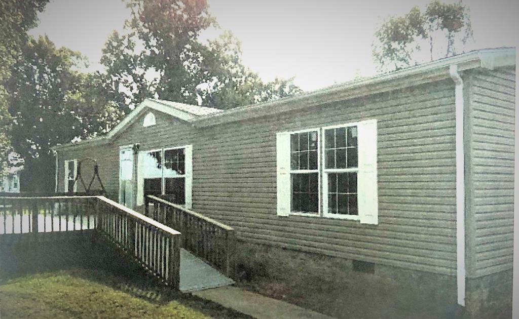 4411 Wayne Bridge Rd, Owensboro, Kentucky 42301, 3 Bedrooms Bedrooms, ,2 BathroomsBathrooms,Single Family Residence,For Sale,Wayne Bridge Rd,80151