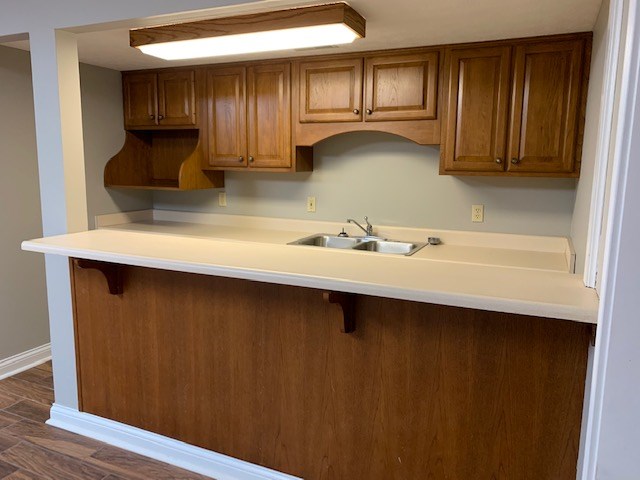 14 Hilltop, Owensboro, Kentucky 42303, 6 Bedrooms Bedrooms, ,4 BathroomsBathrooms,Single Family Residence,For Sale,Hilltop,81042