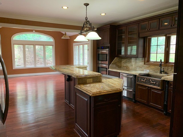 14 Hilltop, Owensboro, Kentucky 42303, 6 Bedrooms Bedrooms, ,4 BathroomsBathrooms,Single Family Residence,For Sale,Hilltop,81042