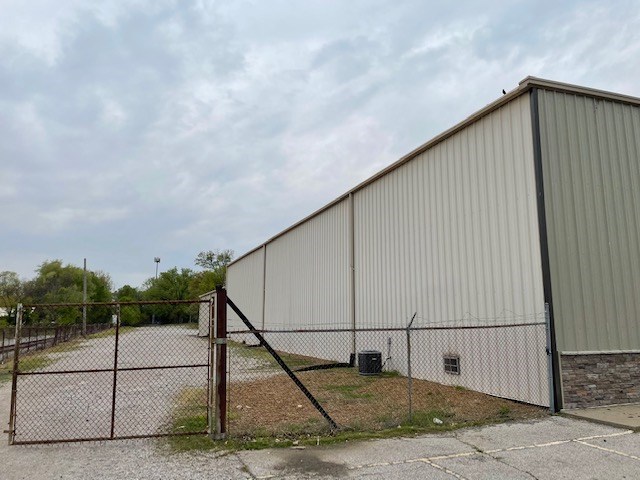 1515 E. 9th Street, Owensboro, Kentucky 42303, ,Industrial,For Sale,E. 9th Street,81237