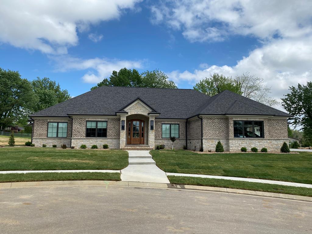 2364 Creekwood Court, Owensboro, Kentucky 42303, 3 Bedrooms Bedrooms, ,2 BathroomsBathrooms,Single Family Residence,For Sale,Creekwood Court,81372