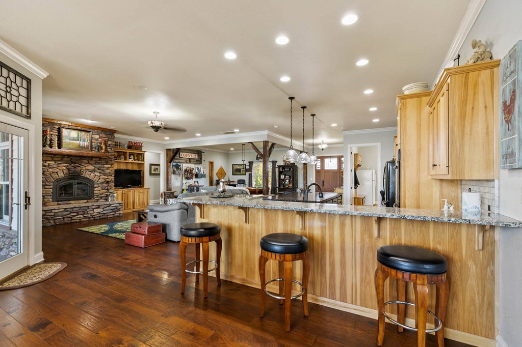 4704 Winkler Road, Philpot, Kentucky 42366, 3 Bedrooms Bedrooms, ,2 BathroomsBathrooms,Single Family Residence,For Sale,Winkler Road,81395
