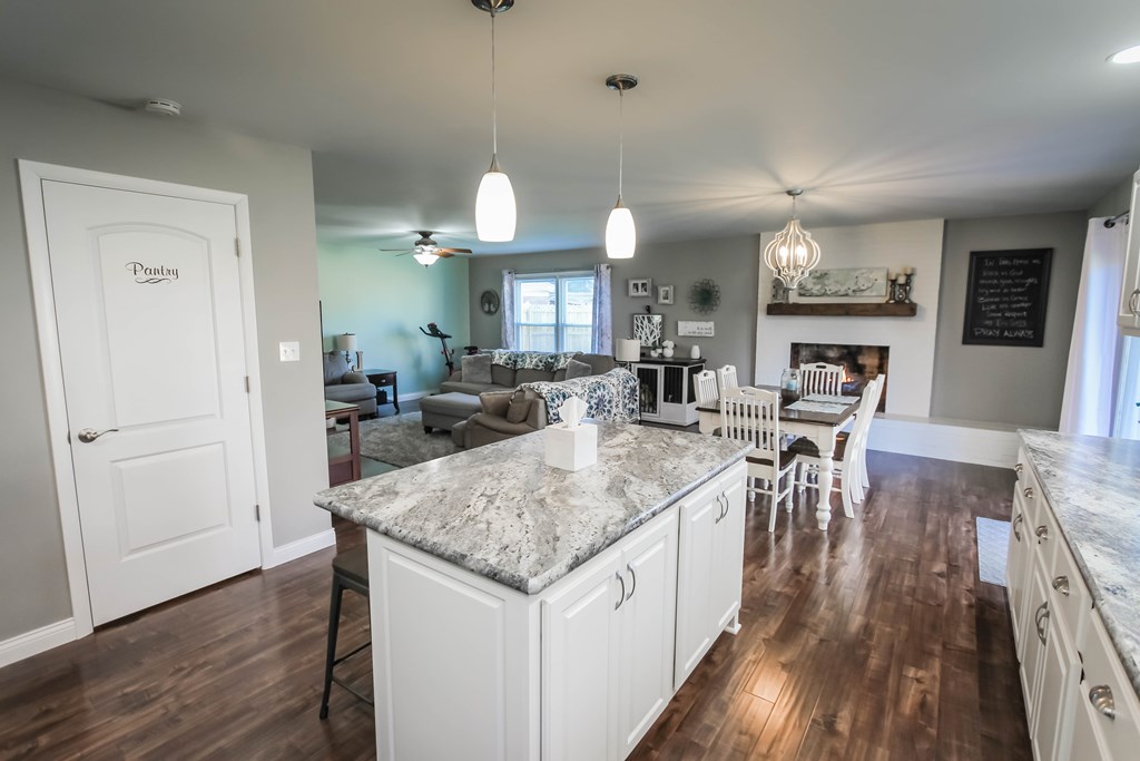 2265 Hoop Jr Court, Owensboro, Kentucky 42301, 4 Bedrooms Bedrooms, ,2 BathroomsBathrooms,Single Family Residence,For Sale,Hoop Jr Court,81452