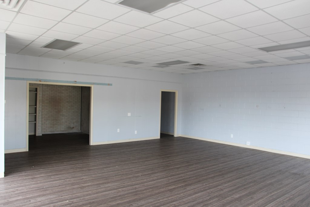 1724 Sweeney St, Owensboro, Kentucky 42303, ,Retail,For Sale,Sweeney St,81540