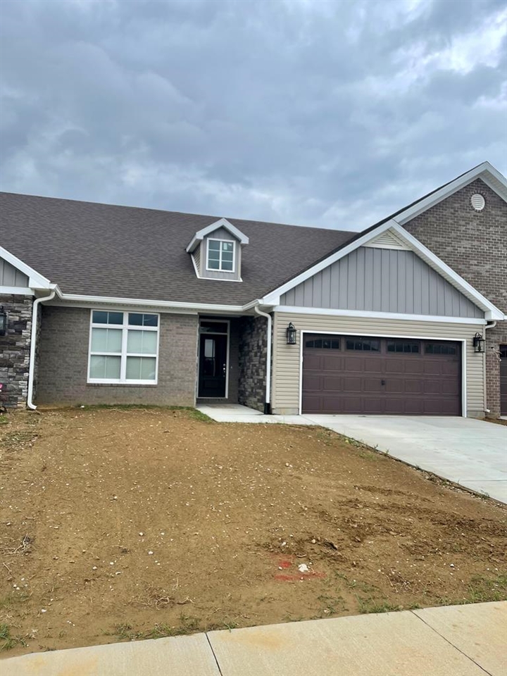 641 Pin High Drive, Owensboro, Kentucky 42303, 2 Bedrooms Bedrooms, ,2 BathroomsBathrooms,Single Family Residence,For Sale,Pin High Drive,81586