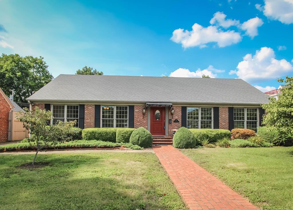 327 Griffith Ave, Owensboro, Kentucky 42301, 2 Bedrooms Bedrooms, ,2 BathroomsBathrooms,Single Family Residence,For Sale,Griffith Ave,81853