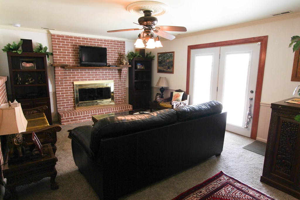 135 HUMMINGBIRD LOOP E., Owensboro, Kentucky 42301, 3 Bedrooms Bedrooms, ,1 BathroomBathrooms,Single Family Residence,For Sale,HUMMINGBIRD LOOP E.,81981