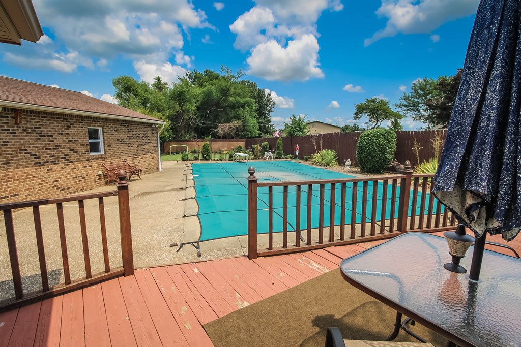 135 HUMMINGBIRD LOOP E., Owensboro, Kentucky 42301, 3 Bedrooms Bedrooms, ,1 BathroomBathrooms,Single Family Residence,For Sale,HUMMINGBIRD LOOP E.,81981