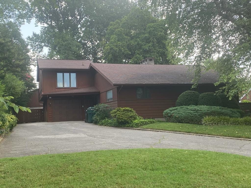 2029 Robin Road, Owensboro, Kentucky 42301, 3 Bedrooms Bedrooms, ,2 BathroomsBathrooms,Single Family Residence,For Sale,Robin Road,82063