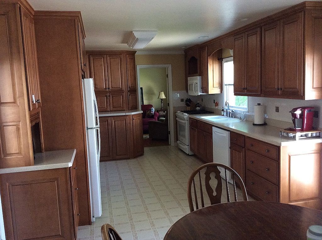 2630 S Griffith Ave, Owensboro, Kentucky 42301, 5 Bedrooms Bedrooms, ,2 BathroomsBathrooms,Single Family Residence,For Sale,S Griffith Ave,82146
