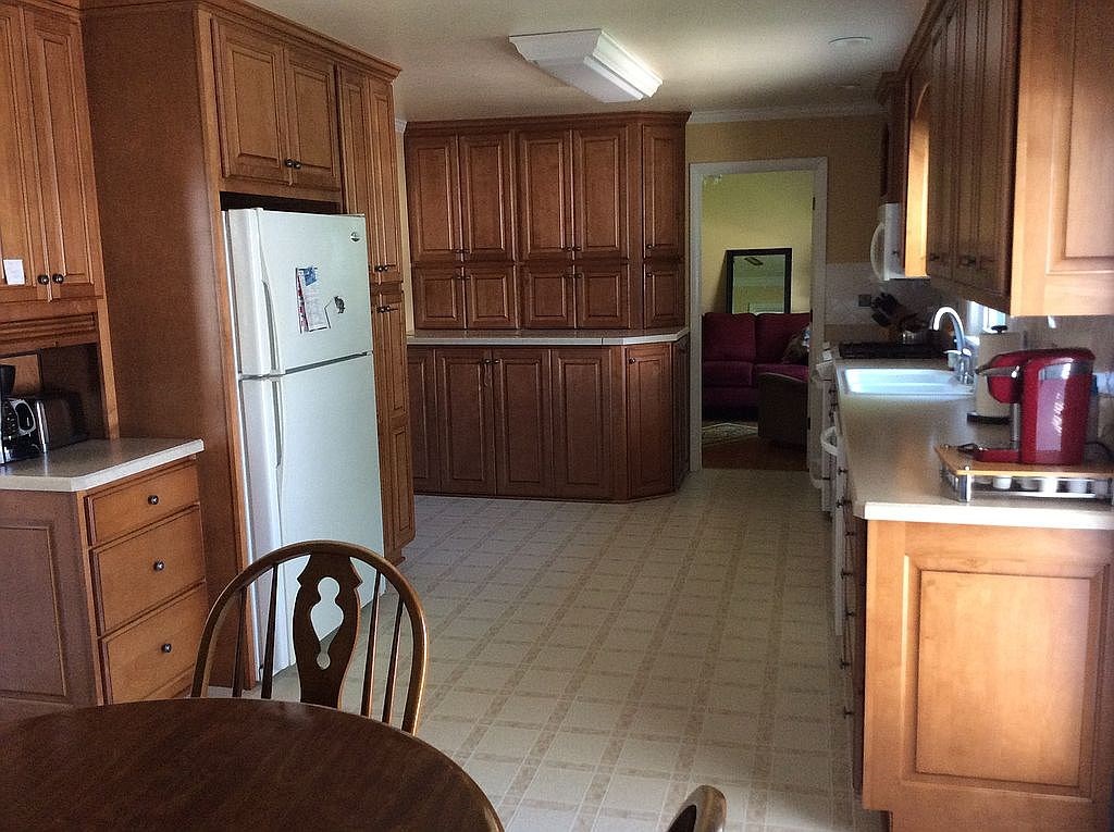 2630 S Griffith Ave, Owensboro, Kentucky 42301, 5 Bedrooms Bedrooms, ,2 BathroomsBathrooms,Single Family Residence,For Sale,S Griffith Ave,82146