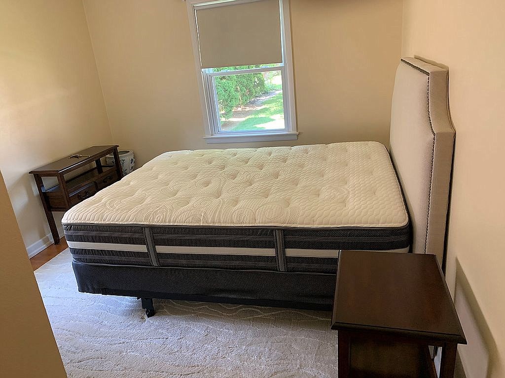 2630 S Griffith Ave, Owensboro, Kentucky 42301, 5 Bedrooms Bedrooms, ,2 BathroomsBathrooms,Single Family Residence,For Sale,S Griffith Ave,82146