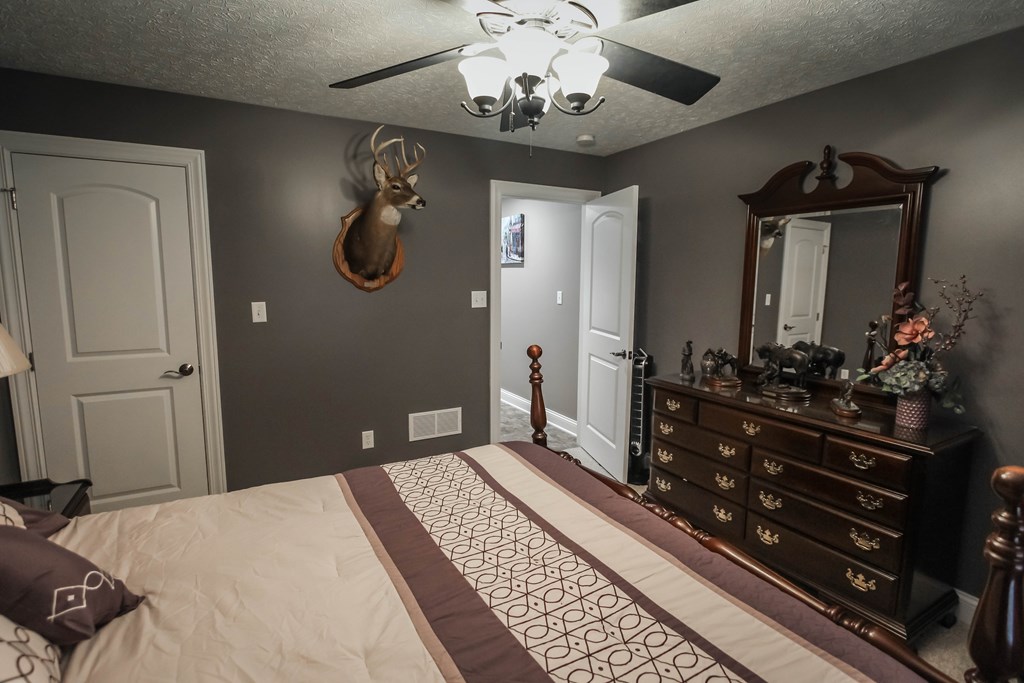 6512 Spring Haven Trace, Owensboro, Kentucky 42301, 3 Bedrooms Bedrooms, ,2 BathroomsBathrooms,Single Family Residence,For Sale,Spring Haven Trace,82245