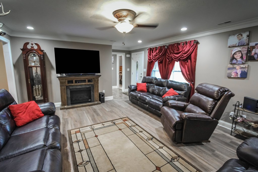 6512 Spring Haven Trace, Owensboro, Kentucky 42301, 3 Bedrooms Bedrooms, ,2 BathroomsBathrooms,Single Family Residence,For Sale,Spring Haven Trace,82245