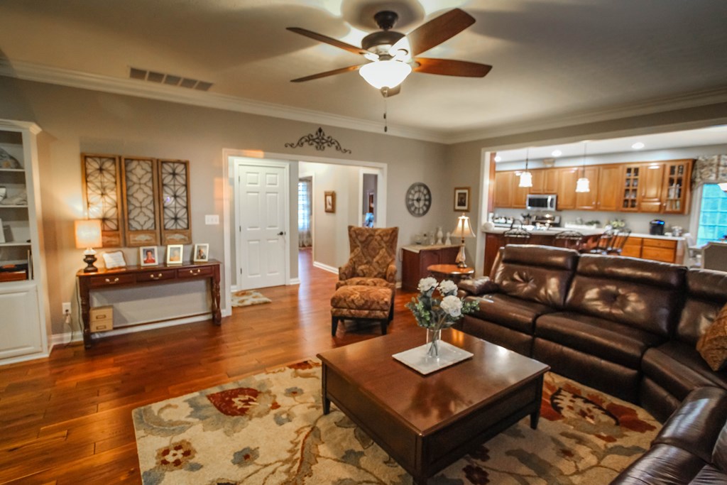 6144 Hwy 81, Owensboro, Kentucky 42301, 4 Bedrooms Bedrooms, ,2 BathroomsBathrooms,Single Family Residence,For Sale,Hwy 81,82314