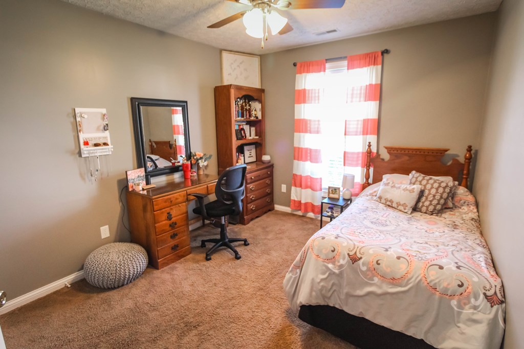 2238 Emerald Ct., Owensboro, Kentucky 42303, 3 Bedrooms Bedrooms, ,2 BathroomsBathrooms,Single Family Residence,For Sale,Emerald Ct.,82389