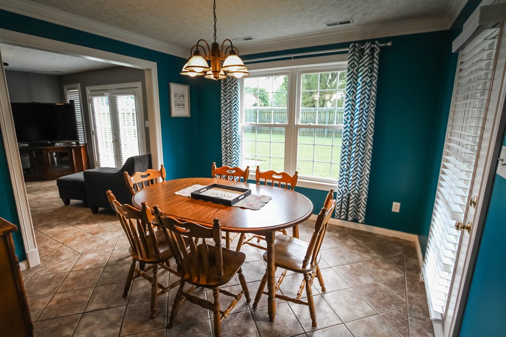 2238 Emerald Ct., Owensboro, Kentucky 42303, 3 Bedrooms Bedrooms, ,2 BathroomsBathrooms,Single Family Residence,For Sale,Emerald Ct.,82389