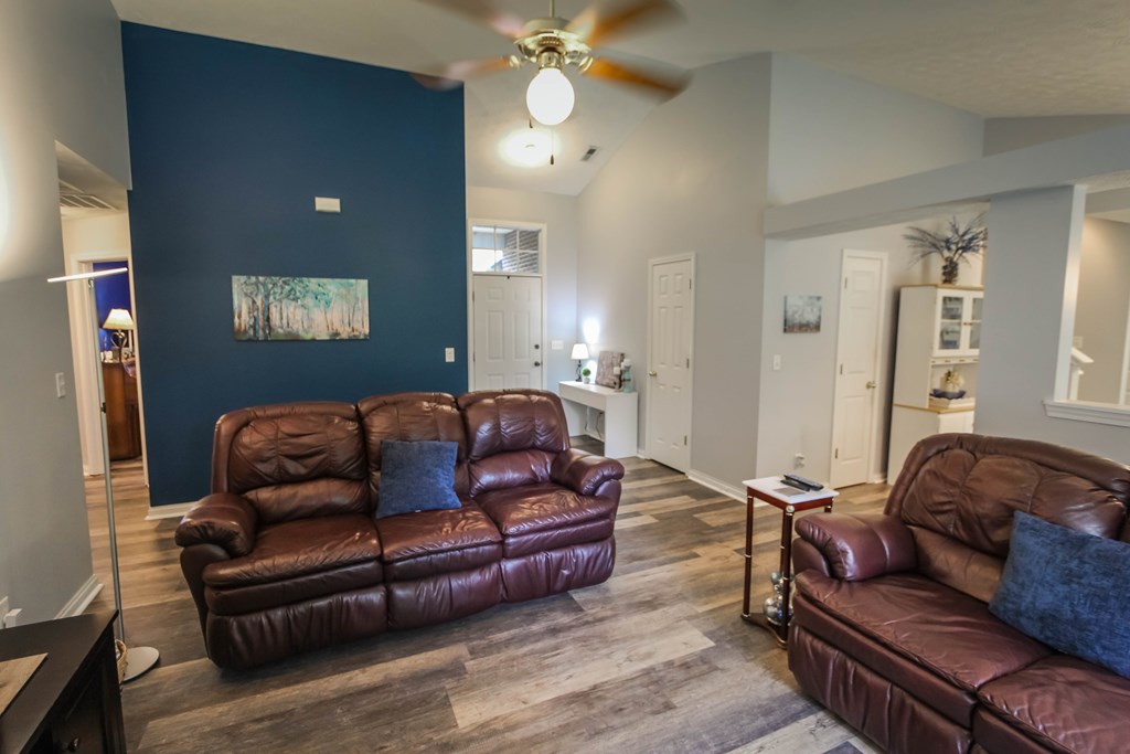 2507 Landing Terrrace, Owensboro, Kentucky 42303, 3 Bedrooms Bedrooms, ,2 BathroomsBathrooms,Single Family Residence,For Sale,Landing Terrrace,82641