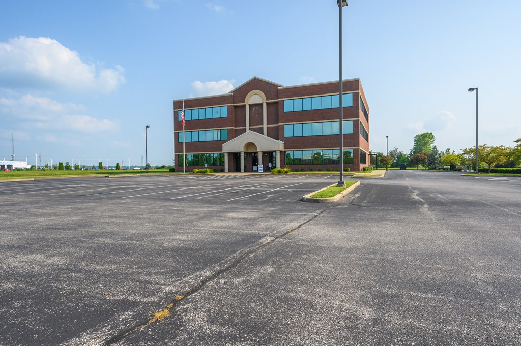 300 Southtown BLVD, Owensboro, Kentucky 42301, ,Business,For Sale,Southtown BLVD,82674