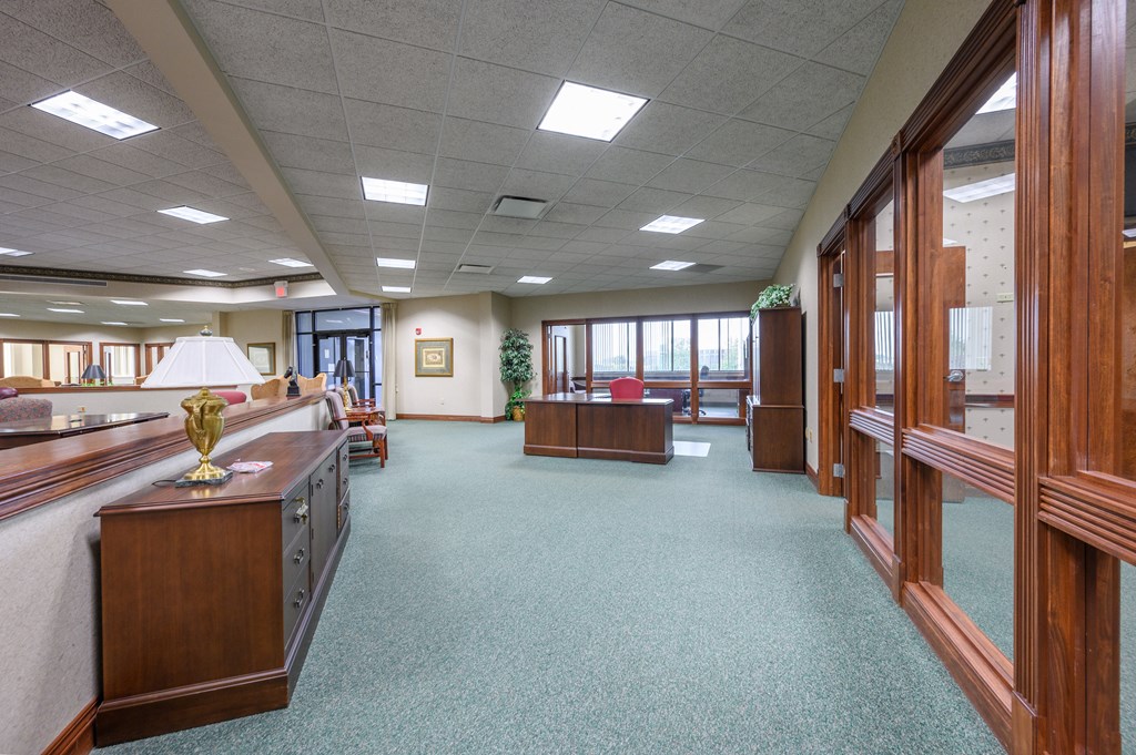 300 Southtown BLVD, Owensboro, Kentucky 42301, ,Business,For Sale,Southtown BLVD,82674