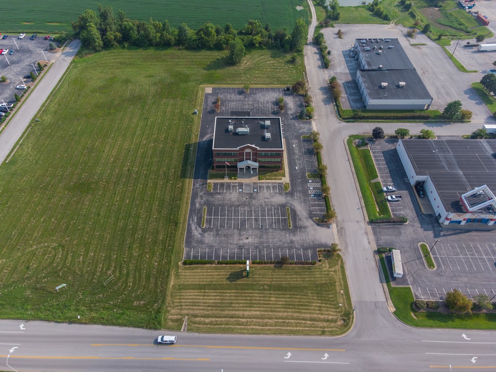 300 Southtown BLVD, Owensboro, Kentucky 42301, ,Business,For Sale,Southtown BLVD,82674