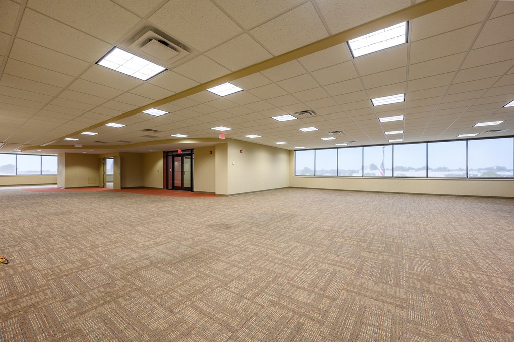 300 Southtown BLVD, Owensboro, Kentucky 42301, ,Business,For Sale,Southtown BLVD,82674