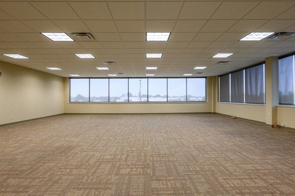 300 Southtown BLVD, Owensboro, Kentucky 42301, ,Business,For Sale,Southtown BLVD,82674