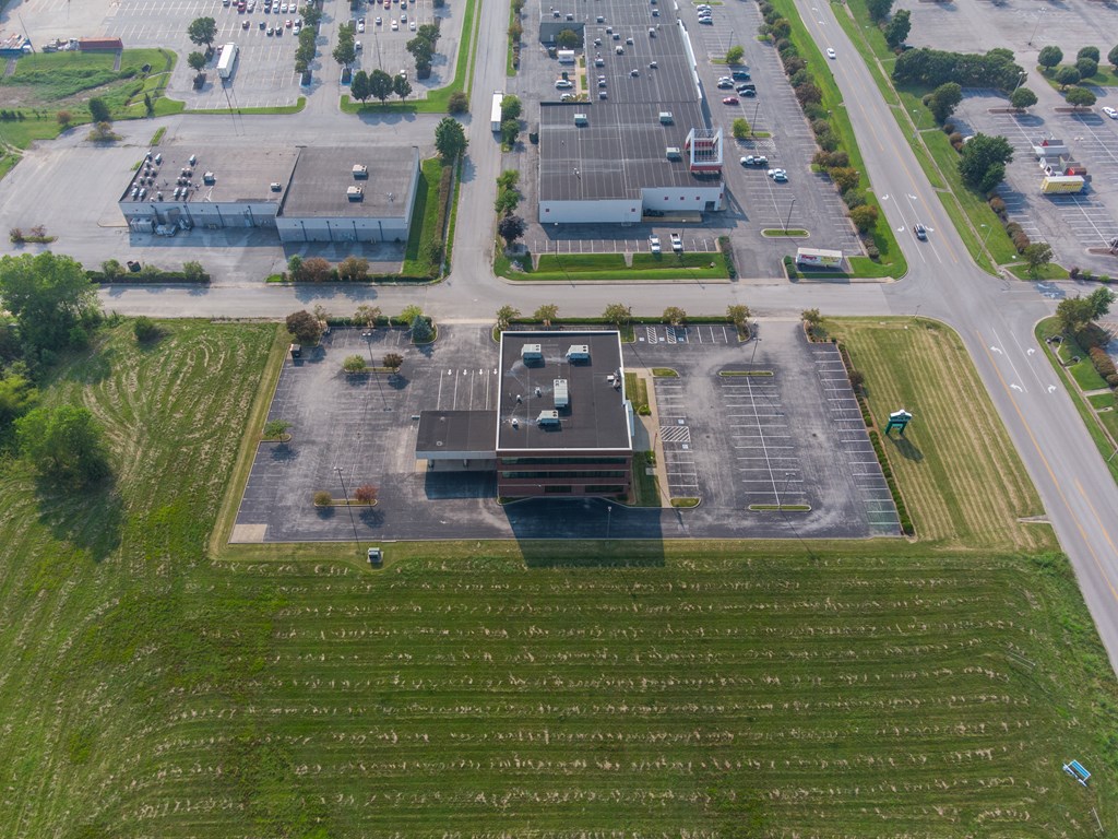 300 Southtown BLVD, Owensboro, Kentucky 42301, ,Business,For Sale,Southtown BLVD,82674