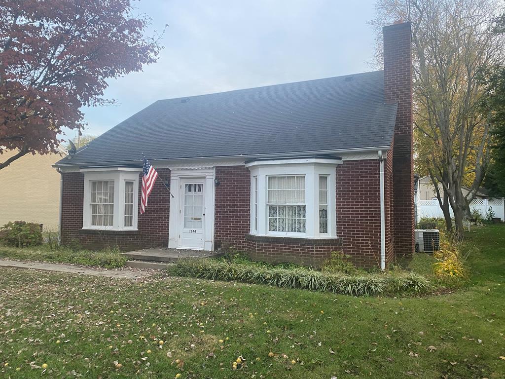 1674 Griffith Avenue, Owensboro, Kentucky 42301, 3 Bedrooms Bedrooms, ,2 BathroomsBathrooms,Single Family Residence,For Sale,Griffith Avenue,82893
