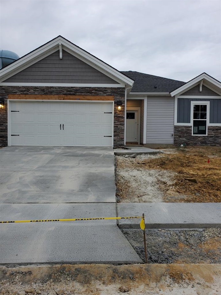 6508 Valley Brook Trace, Utica, Kentucky 42376, 3 Bedrooms Bedrooms, ,2 BathroomsBathrooms,Single Family Residence,For Sale,Valley Brook Trace,83039