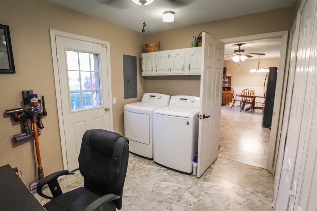 7228 Saur Road, Maceo, Kentucky 42355, 3 Bedrooms Bedrooms, ,2 BathroomsBathrooms,Single Family Residence,For Sale,Saur Road,83074